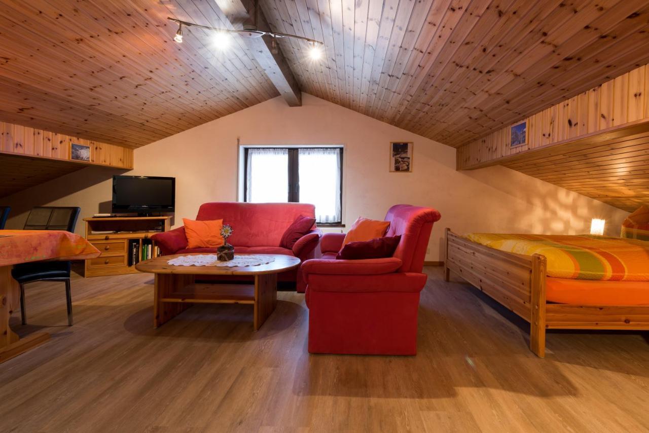 Apartments Orphelja Saas-Grund Extérieur photo